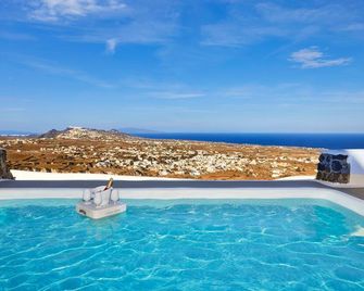 Carpe Diem Santorini - Pyrgos Kallistis - Pool
