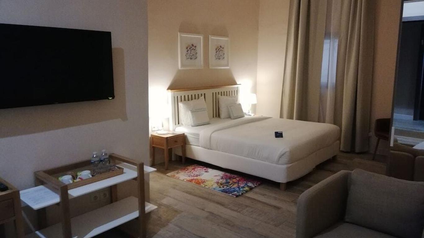 Semiramis Hotel Hmj