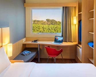 Ibis Piracicaba - Piracicaba - Soverom