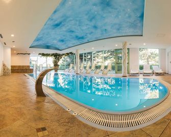 Sporthotel St. Michael - Mals - Pool
