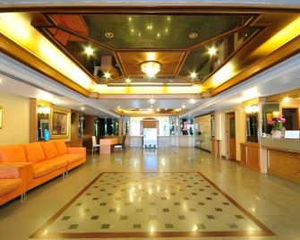 Aunchaleena Grand Hotel - Bangkok - Lobby
