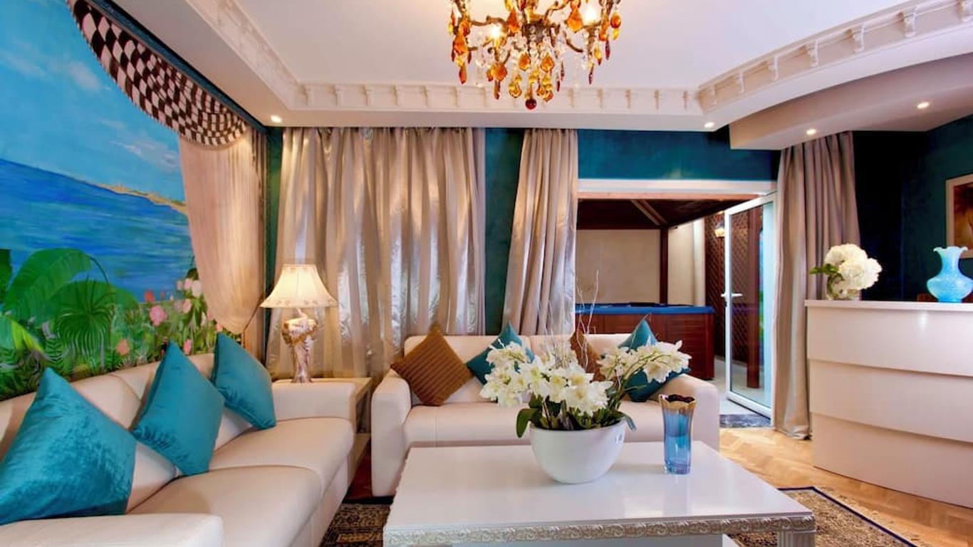 Art Palace Suites & Spa