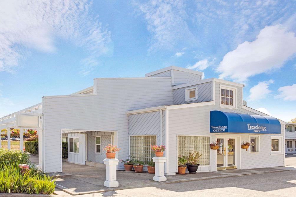 Travelodge By Wyndham Mill Valley Sausalito 90 1 4 0 Mill Valley Hotel Deals Reviews Kayak
