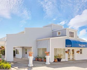 Travelodge by Wyndham Mill Valley/Sausalito - Mill Valley - Building