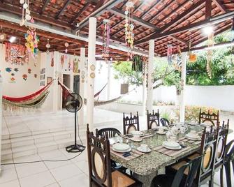 Beach house in São José da Coroa Grande, with Wi-Fi and TV. - São José da Coroa Grande - Comedor