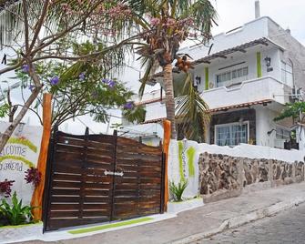 Hostal Cann's House - Puerto Baquerizo Moreno