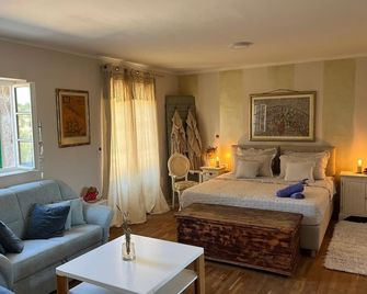 Peaceful & Secluded Retreat House Kod Kapetana Hvar - Hvar - Chambre