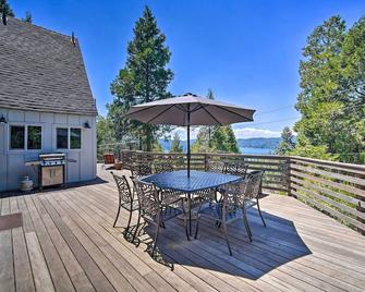 Lakeview Lodge Fit for Groups Less Than 1 Mile to Lake! - Lake Arrowhead - Balcón