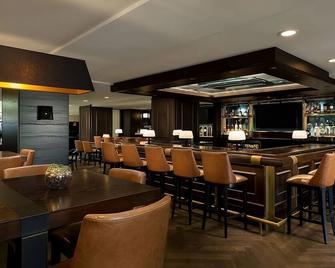 City on the Bay! Cycling, Dining, Pets Allowed, Steps to Cable Car Museum! - San Francisco - Bar