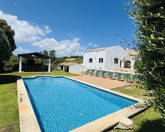Holiday Home Finca Binimazoch - Ес Меркадаль - Басейн