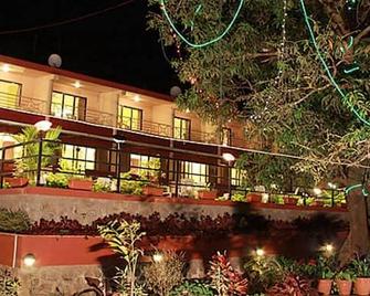 Hotel Anando , Saputara - Saputara - Edificio