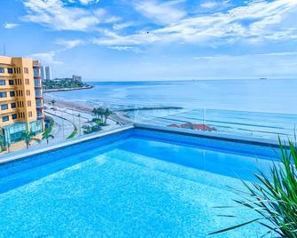 Hotel Plaza Sol Veracruz - Boca Del Rio - Zwembad