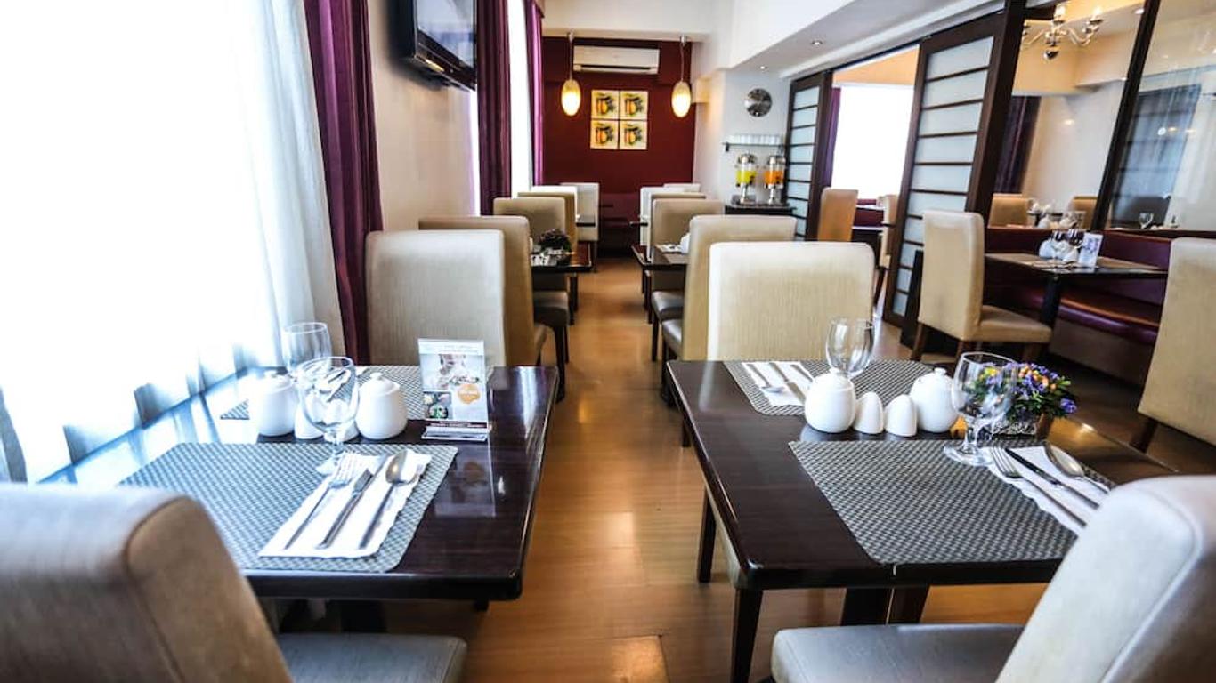 الملايو بلازا هوتيل