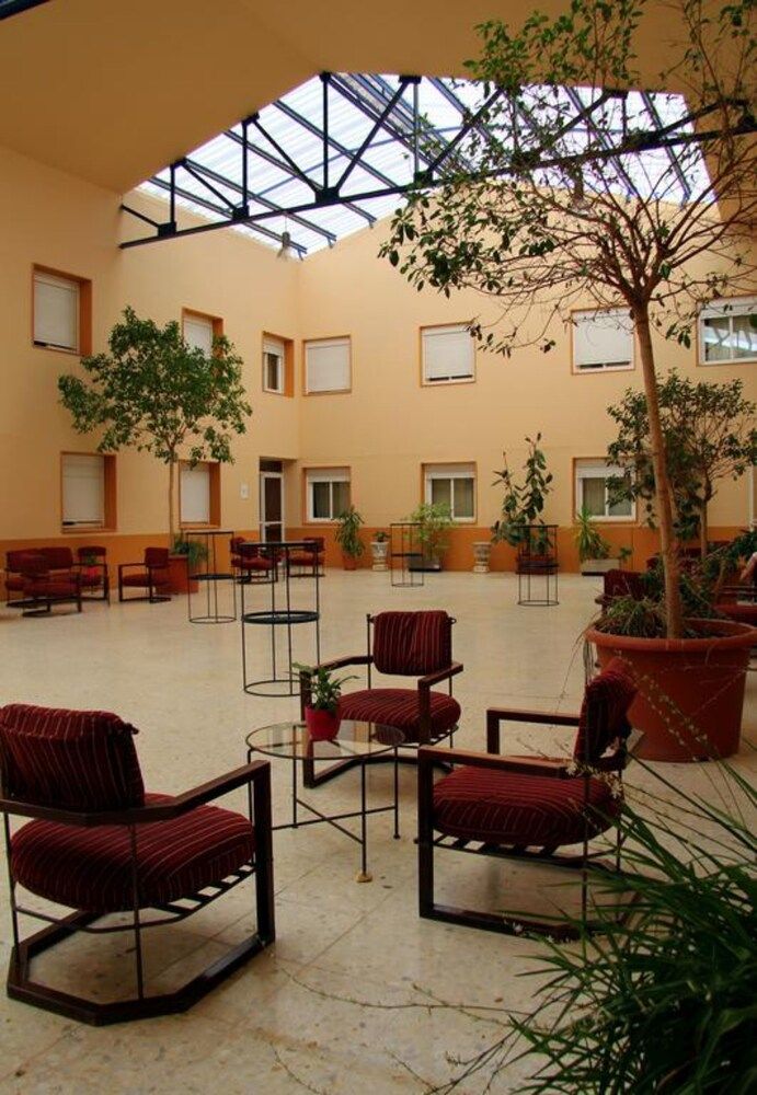 Ahc Hoteles - Cáceres - Patio