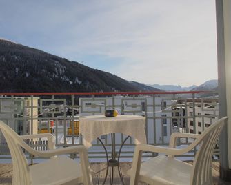 Hotel Alpina - Давос - Балкон