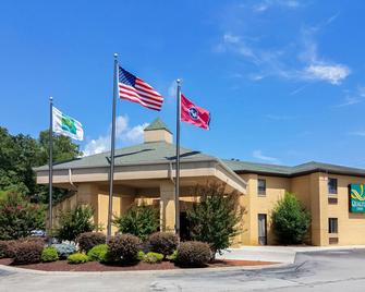 Quality Inn Clinton-Knoxville North - Clinton - Budynek