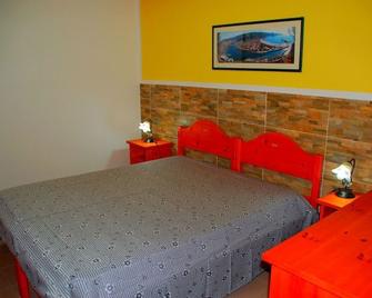 Turas Club Case Vacanze - Bosa - Camera da letto