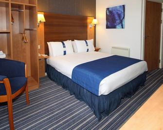 Holiday Inn Express Nuneaton - Nuneaton - Schlafzimmer