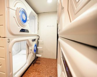 just hostel capsules - Alicante - Tvättstuga