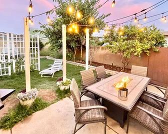 3 Bedroom House - Fire Pit Table Bbq - 10 Guests - La Mesa - Patio