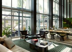 Kimpton EPIC Hotel - Miami - Lobby