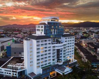 Novotel Phuket City Phokeethra (Sha Plus+) - Phuket - Edificio