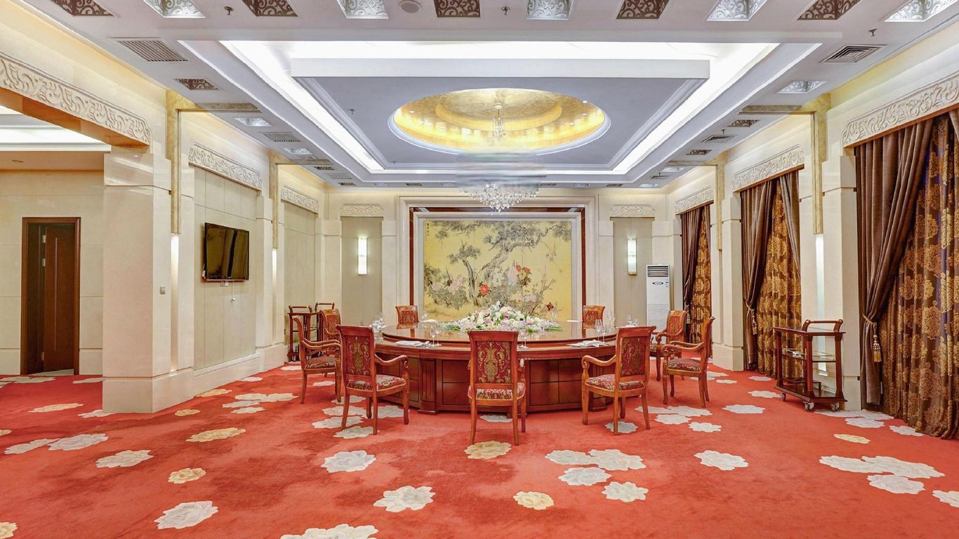 Friendship Palace Hotel