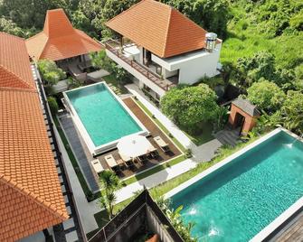 The Bija Villas - North Kuta - Uima-allas