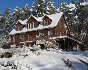 Eagles Nest at Loon Lake near Gore Mountain - Chestertown - Gebouw