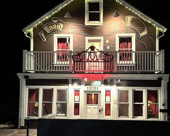 West River House - Truckee