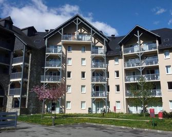 Appartement accueillant Saint-Lary-Soulan 45 m² Piscine partagée - Saint-Lary-Soulan - Building