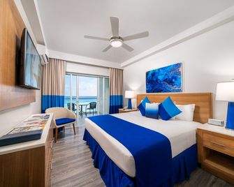 South Gap Hotel - St Lawrence Gap - Bedroom