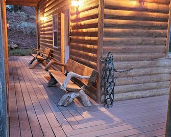 Grandpa's Cabin is a hidden gem behind the Majestic Mountains of Southern Utah. - Apple Valley