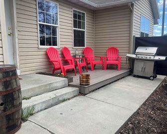 The Coop on Cooper - Missoula - Patio