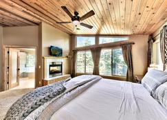 LX26 Lake Tahoe 6 bedroom home with Hot Tub Mountain View - South Lake Tahoe - Habitación