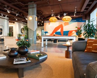 Wave Resort - Long Branch - Lobby