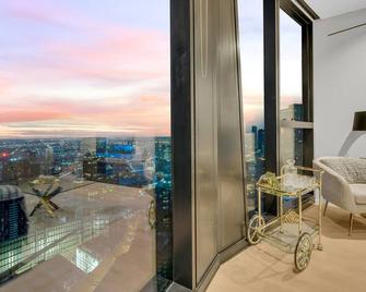 Melbourne Square Apartments - Melbourne - Balcony