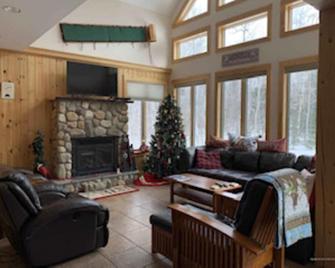 Sugarloaf On Mountain - Best Place For The Money! - Carrabassett Valley - Living room
