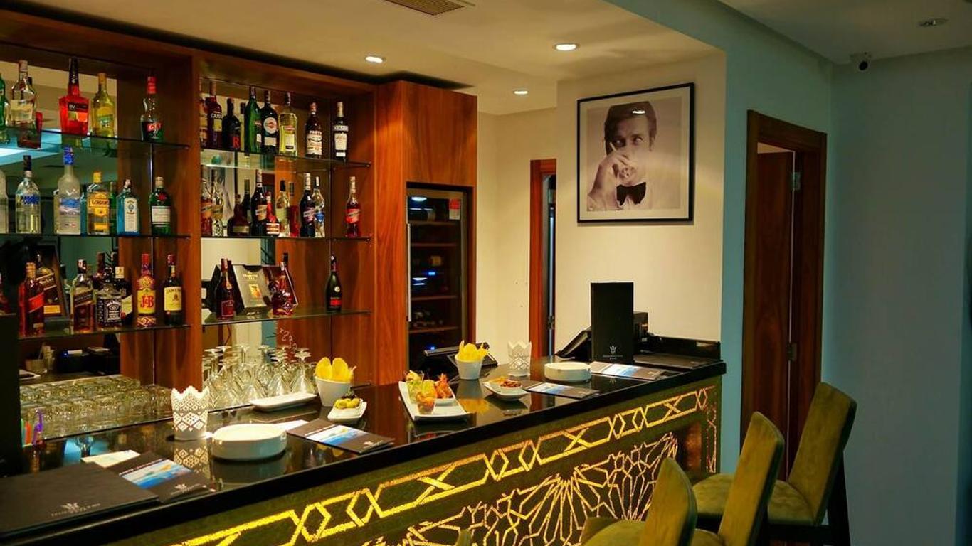 Fredj Hotel