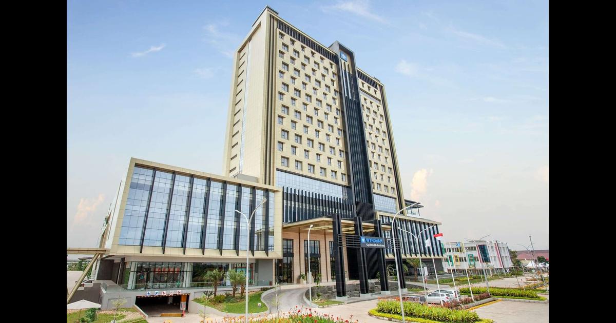 Wyndham Opi Hotel Palembang 39 6 3 Palembang Hotel Deals Reviews Kayak