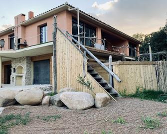 Village eco-cottage with Pool - 5 min to beach 15 min from Figari airport - Pianottoli-Caldarello - Edificio