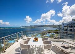Serenity Penthouse - The Pinnacle of Luxury - Lowlands - Balkon