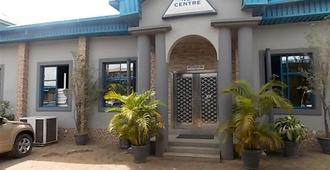 De Next Centre Resort - Lagos - Building