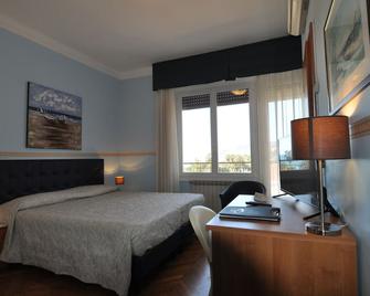 Hotel Sole Mare - San Remo - Slaapkamer