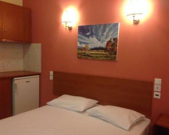 Marvi Hotel - Kamena Vourla - Bedroom