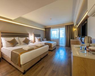 Aydinbey King's Palace & Spa - Side - Bedroom