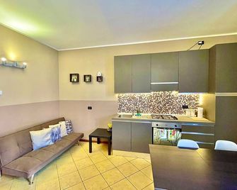 Casa DI Mirco - Ampio E Moderno Bilocale - 카스테네돌로 - 주방