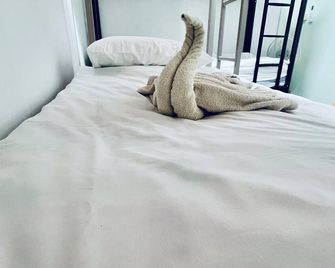 Blue Pearl Shore - Phuket - Makuuhuone