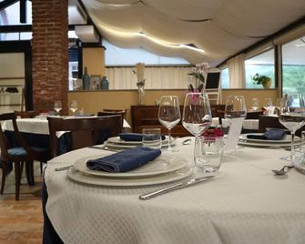 La Regibussa - Hotel Ristorante - Asti - Ресторан
