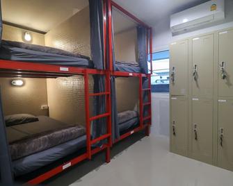 No.9 Hostel kanchanaburi - Kanchanaburi - Bedroom